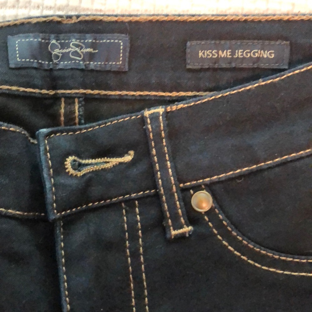 Jessica Simpson skinny 27 dark kiss me Jeggings